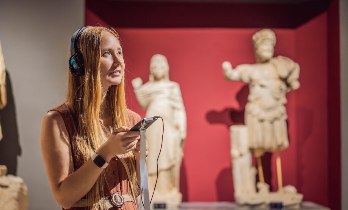 Multilingual audio guide displayed on a smartphone